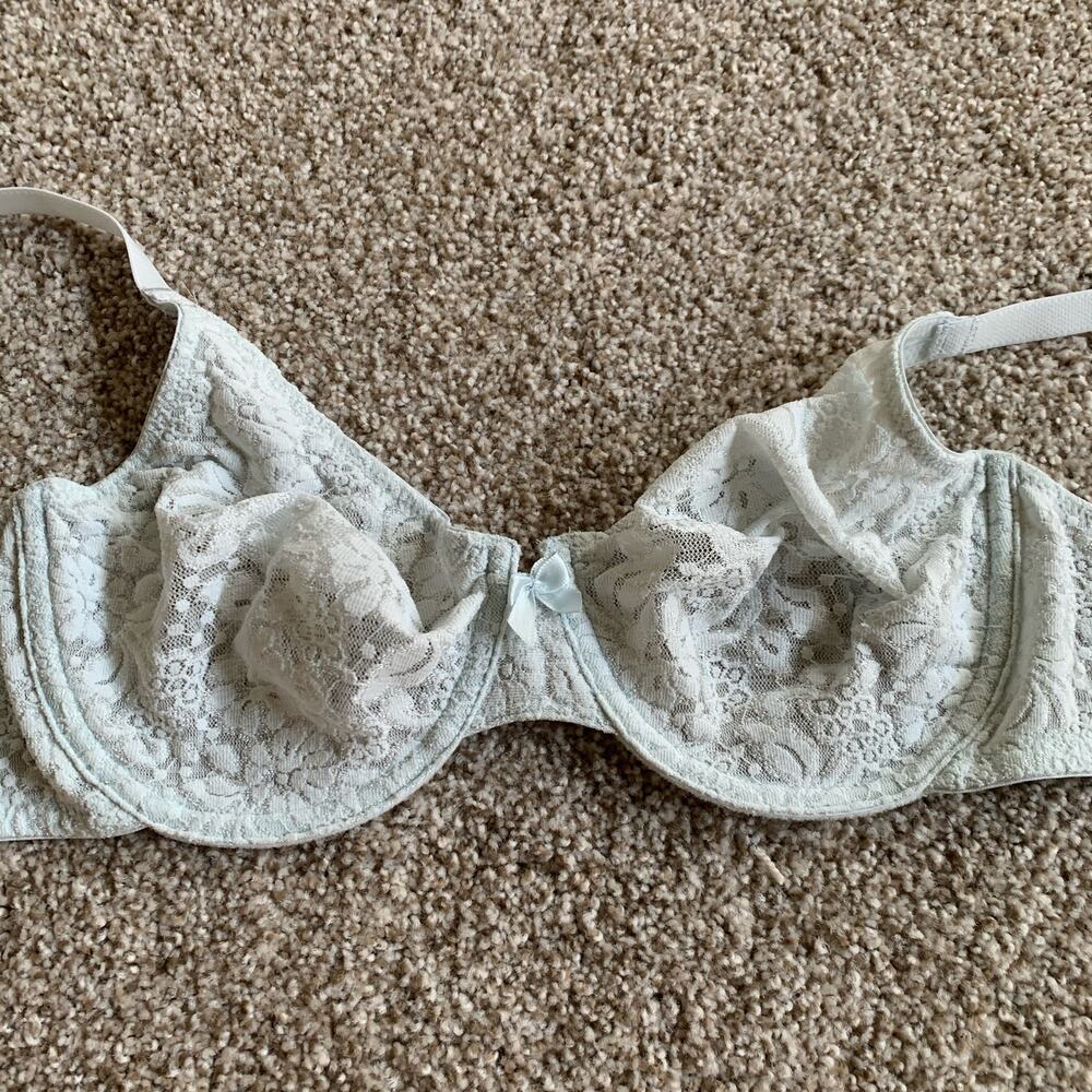 Wacoal 32D Lace Underwire Unlined Bra 65149 Pale Aqua Blue